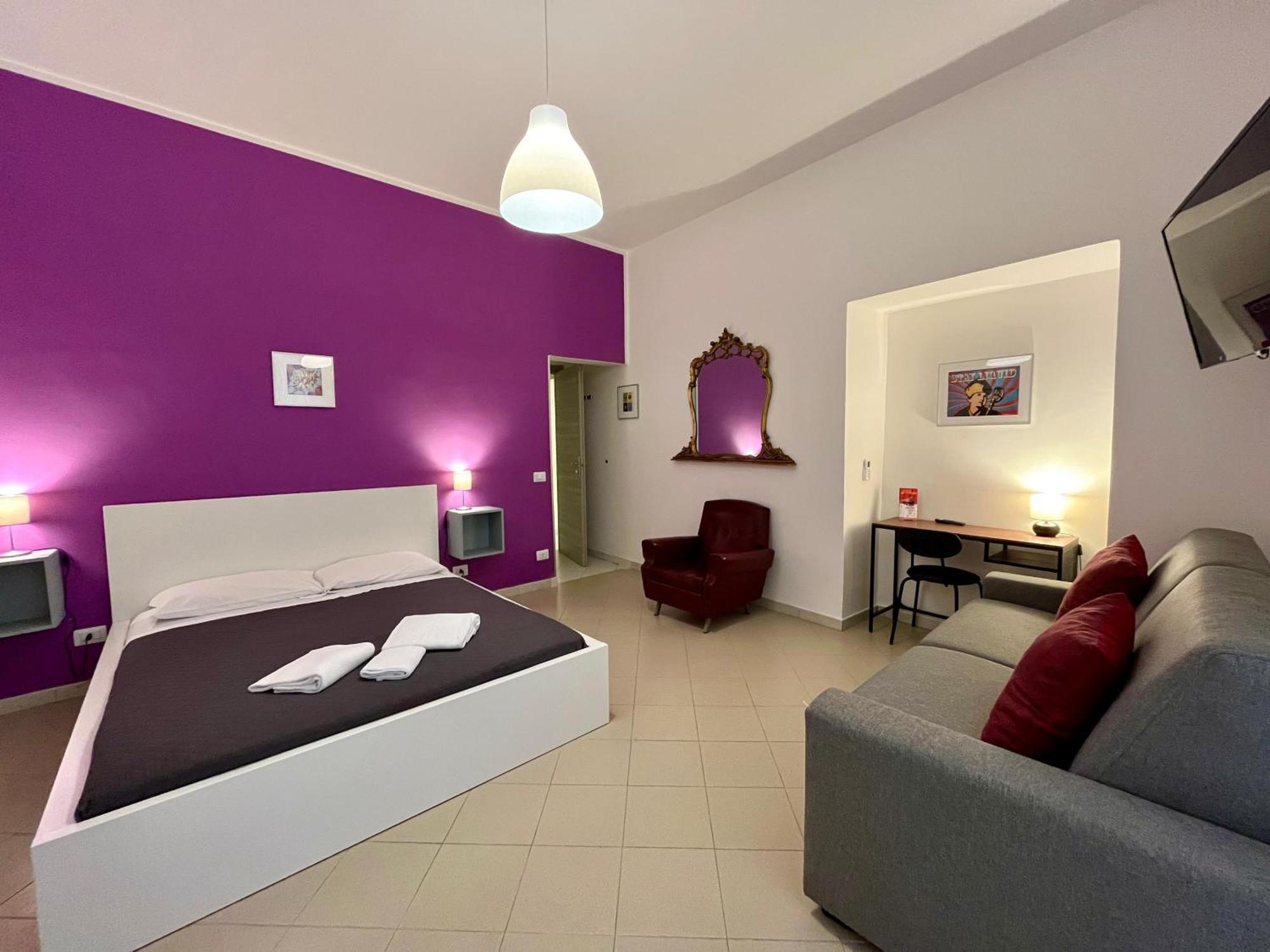 Pop Santa Chiara Bed & Breakfast เนเปิลส์ ภายนอก รูปภาพ